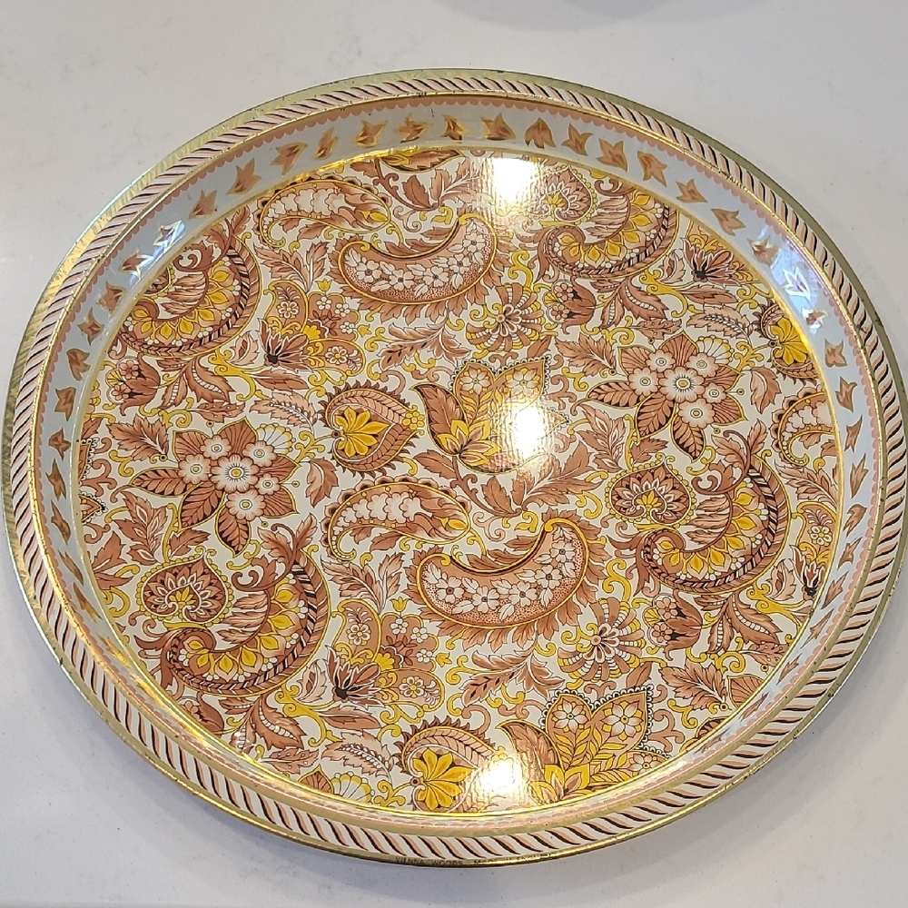 VIENNA WOODS DESIGN Golden Decorative Floral Plate with Gold and Yellow Accents